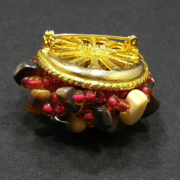 Vintage Vans Authentics Red Beaded Shell Brooch, 1950 Mid-Century Modern Vintage - Picture 8 of 9